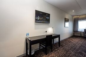 Calamvale Suites and Conference Centre