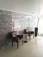 Grupo Kings Suites Chimborazo