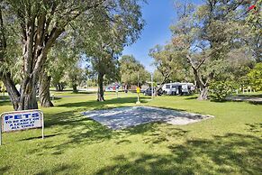 Rose Gardens Holiday Park