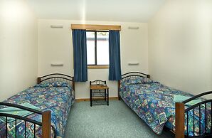 Rose Gardens Holiday Park