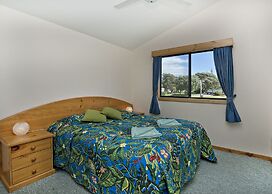 Rose Gardens Holiday Park
