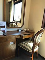 Terminal Art Inn