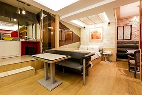 Koam Tourist Hotel