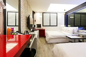 Koam Tourist Hotel