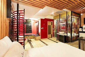 Koam Tourist Hotel