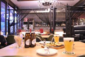 Koam Tourist Hotel