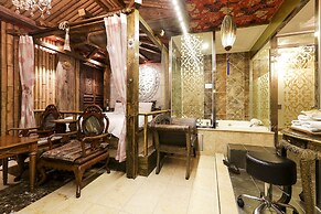 Koam Tourist Hotel