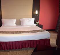 Manhattan Avenue Hotel