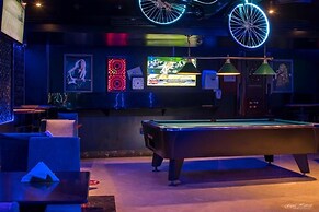 Manhattan Avenue Hotel