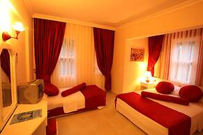Destina Hotel