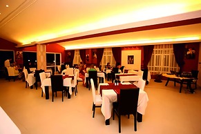 Destina Hotel