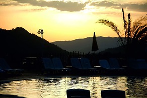 Destina Hotel
