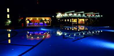 Destina Hotel