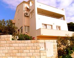 Apartments Pera