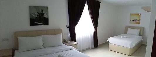 Peach Hill Hotel