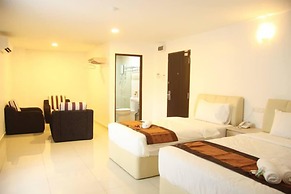 Peach Hill Hotel