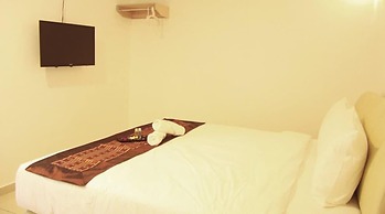 Peach Hill Hotel