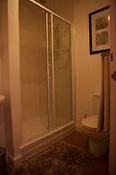 Station Suite - Simple2let Serviced Apartments