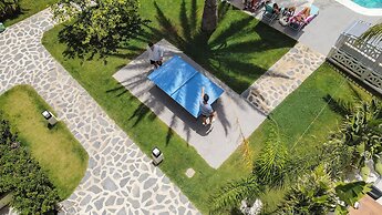 Blue Star Hotel