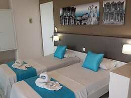 Blue Nest