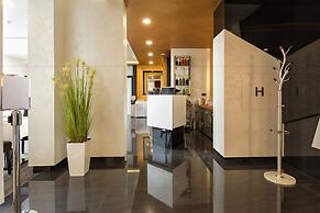 Nova City Hotel Signature Collection