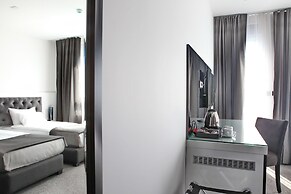 Nova City Hotel Signature Collection