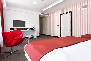 Nova City Hotel Signature Collection