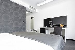 Nova City Hotel Signature Collection