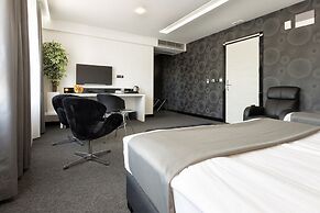 Nova City Hotel Signature Collection