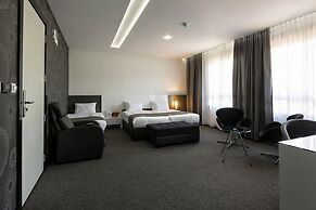 Nova City Hotel Signature Collection