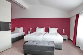 Nova City Hotel Signature Collection