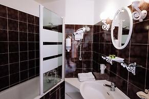 Hotel L'Enclos