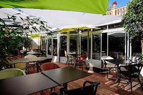 Hotel L'Enclos