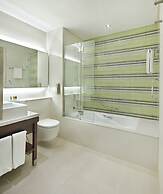 Hyatt Place Dubai Baniyas Square