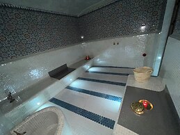 HAMILTON Agadir