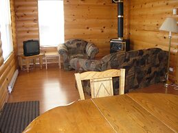 Motel Les Chalets Bo-Fleuve