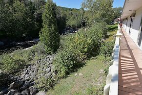 Motel Les Chalets Bo-Fleuve