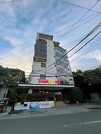 Travelbee Business Inn