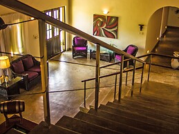 The Lagoon Villa