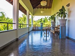 The Lagoon Villa