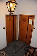 Condotti Rooms
