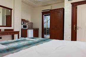 Atam Suites & Apart