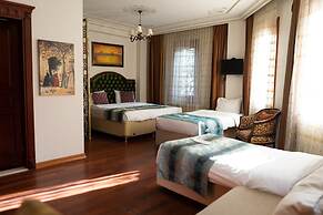 Atam Suites & Apart