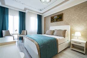 Atam Suites & Apart