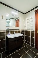 Atam Suites & Apart