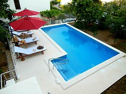 Apartments Cordis