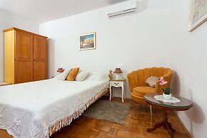 Apartments Cordis