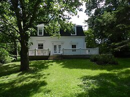 Rayski Guest House