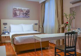 Troya Hotel