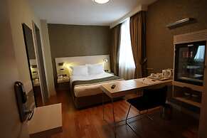 Troya Hotel